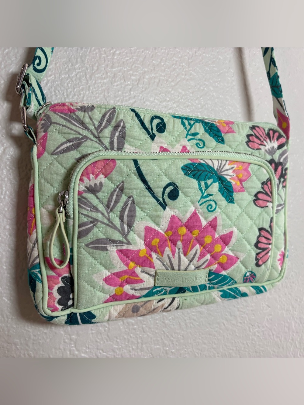 Vera Bradley Mural Garden Purse Crossbody Travel Bag Adjustable Mint green